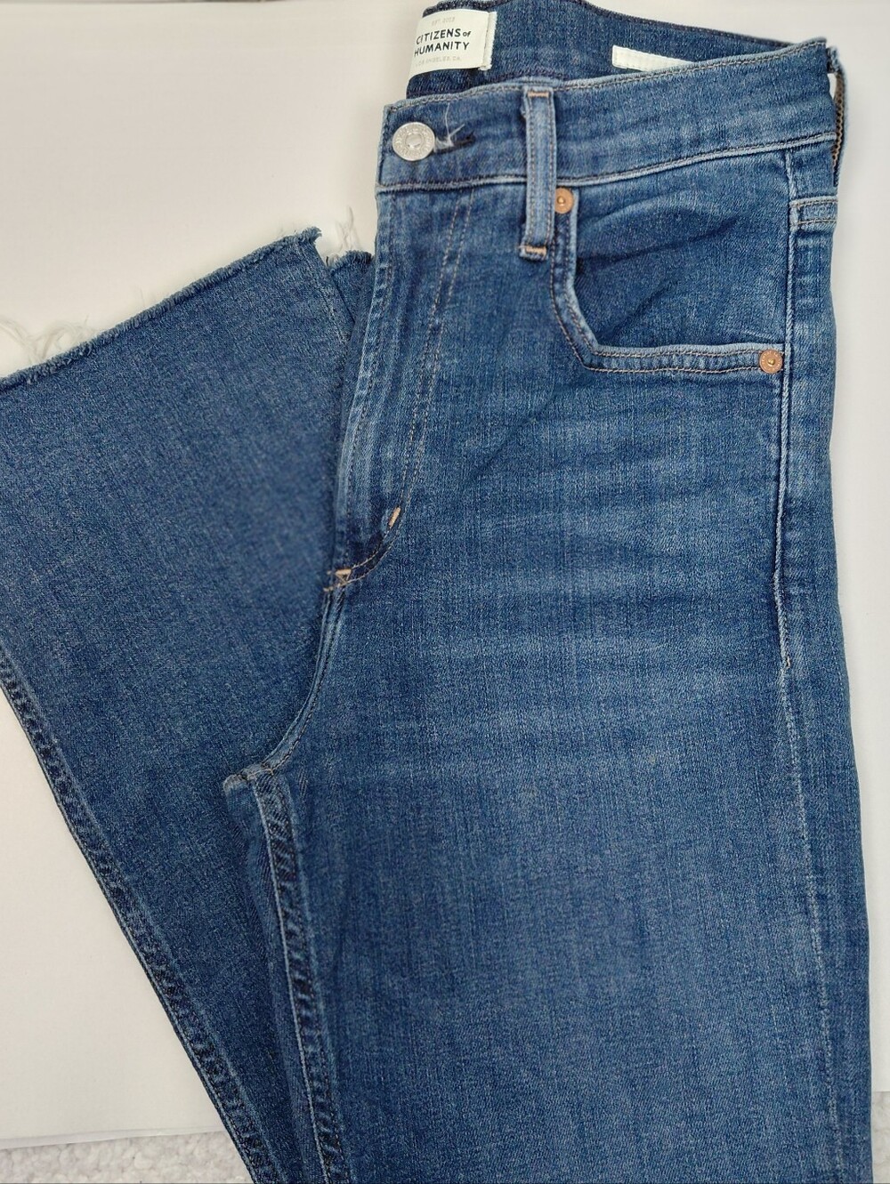 Citizens Of Humanity Isola Jeans Size 26 Medium Wash Raw Hem